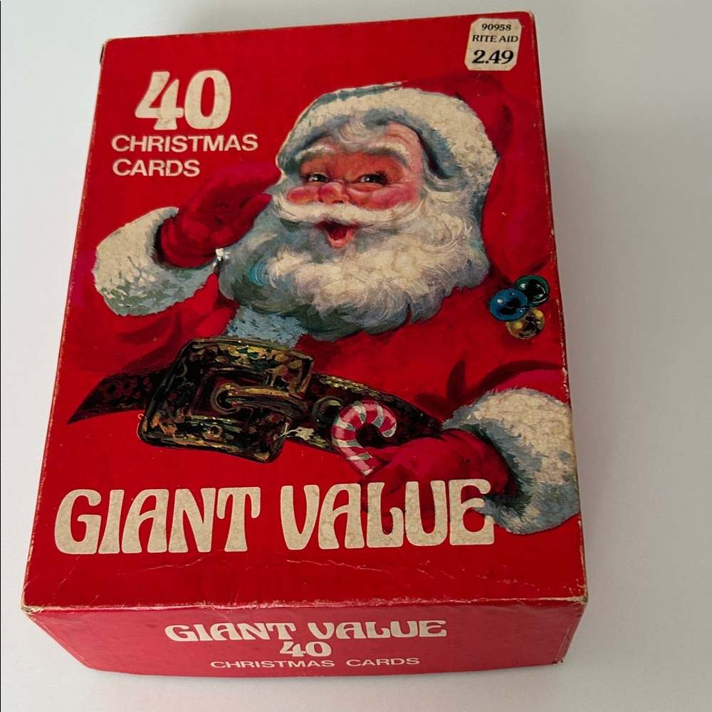 Assorted Vintage Christmas and none Christmas Cards - Picture 1 of 3